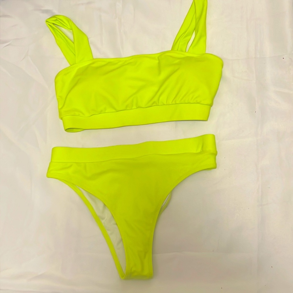 Bikini neon green
